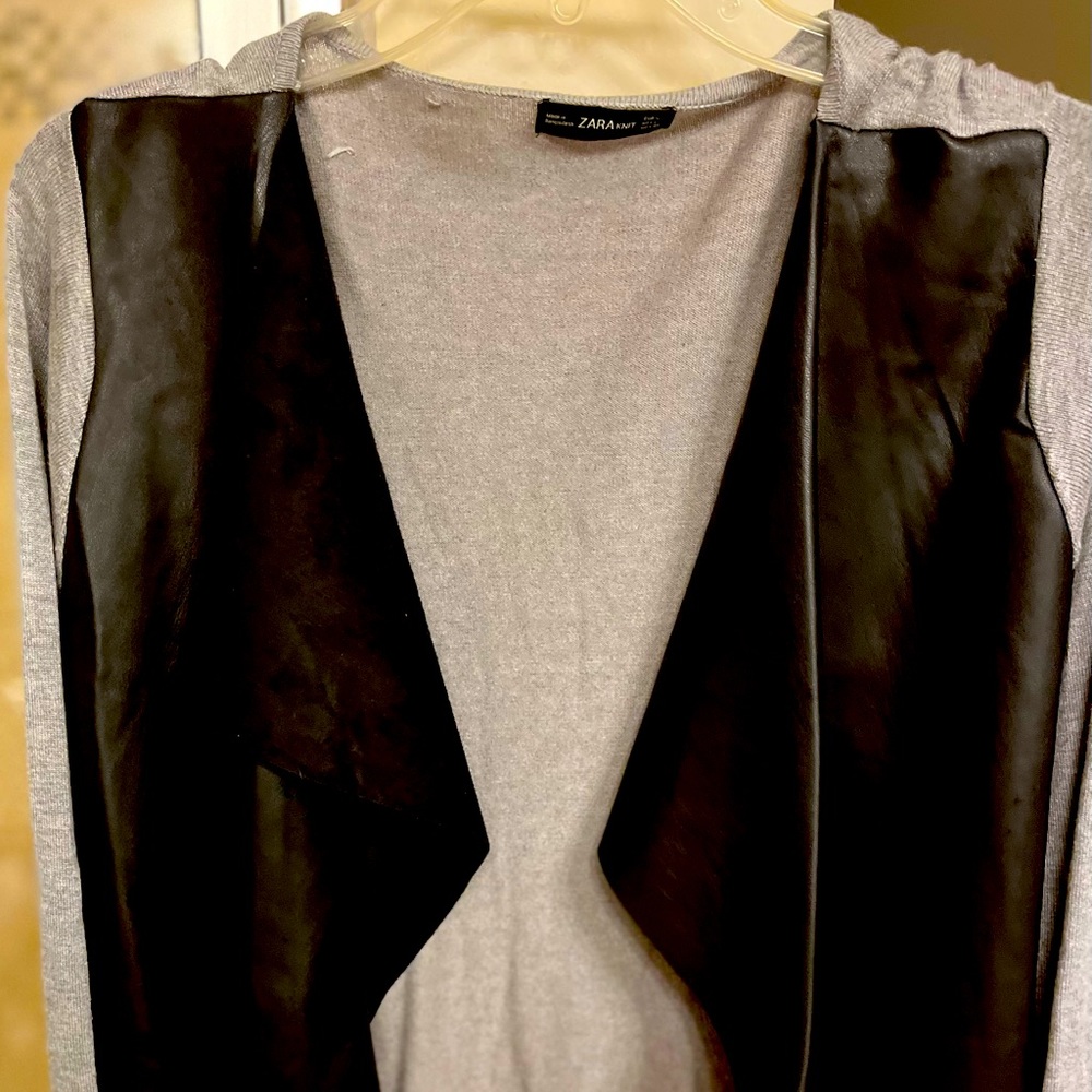 ZARA cardigan Sz Large